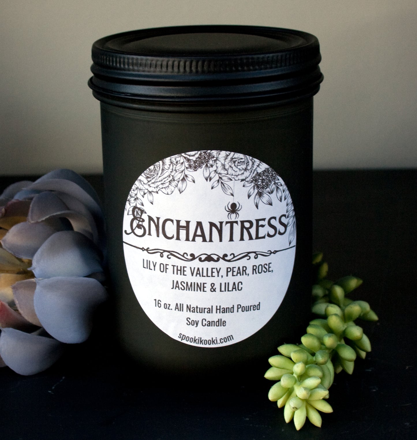 Enchantress 16 oz Soy Candle