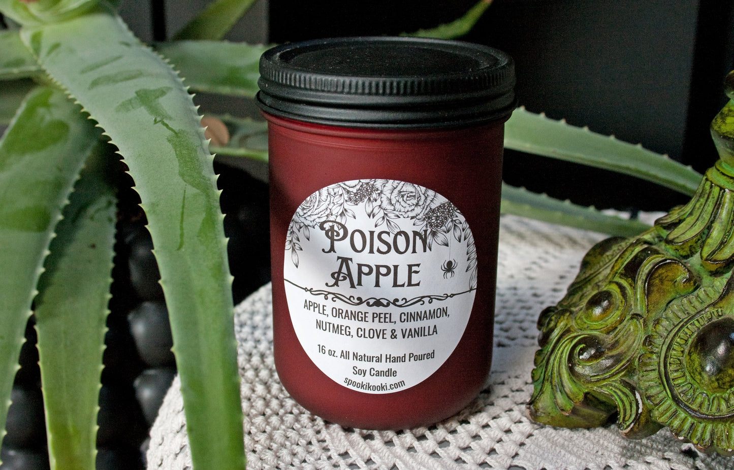 Poison Apple 16 oz Soy Candle